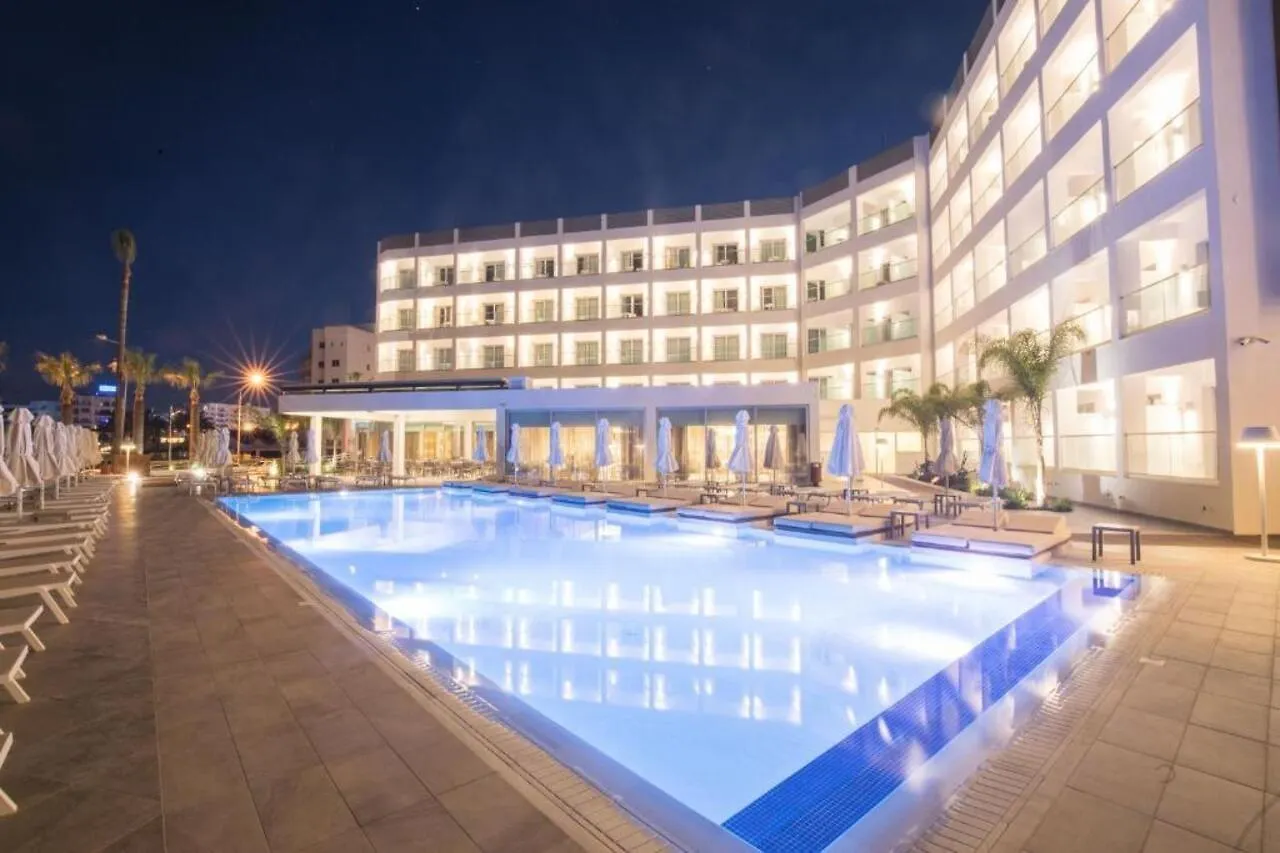 Evalena Beach Hotel Protarász